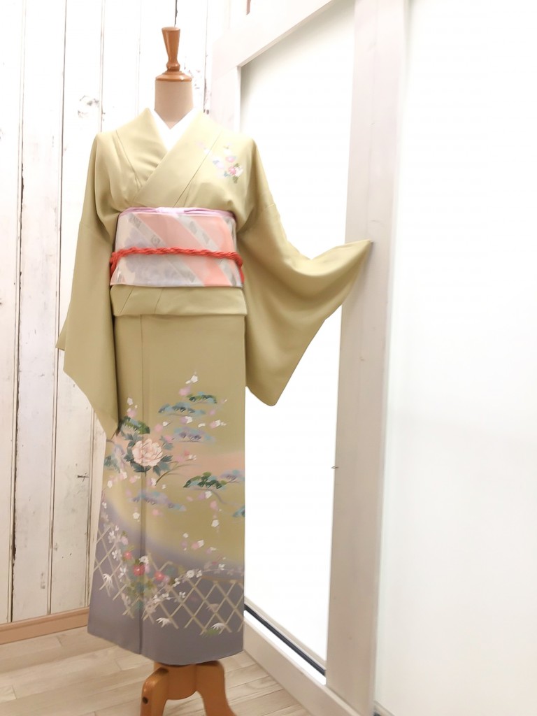 ママの訪問着