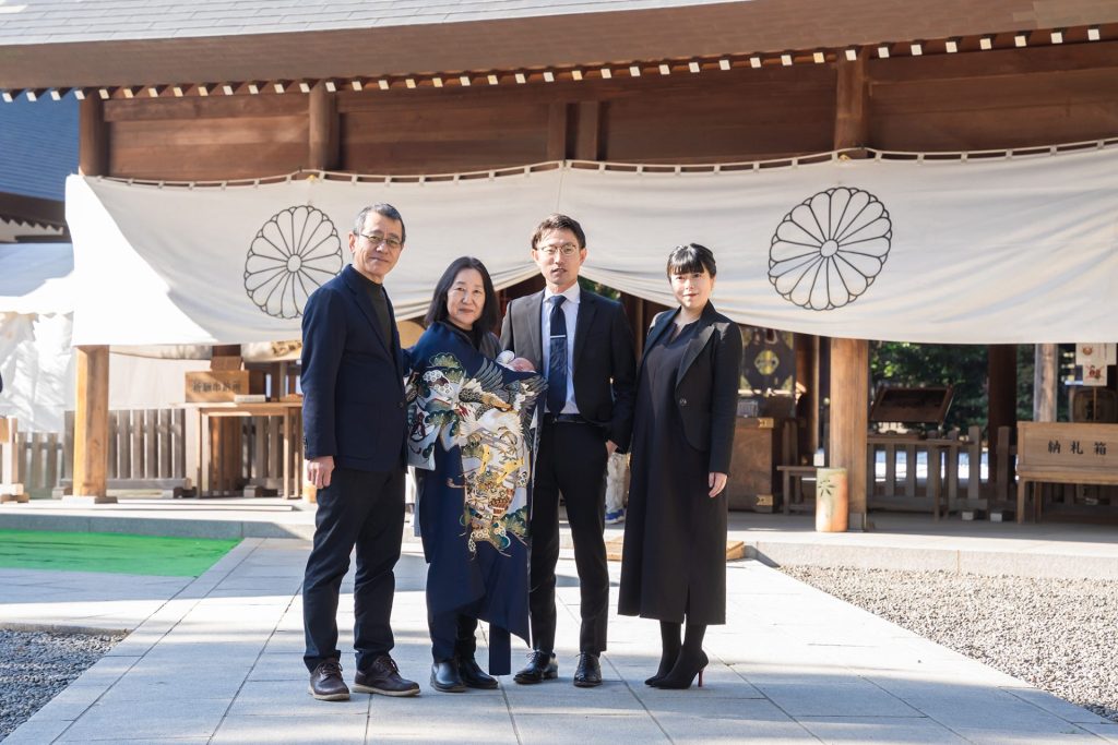 お宮参り 阿佐ヶ谷神明宮 家族写真